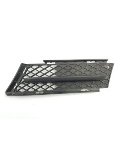 E90 Front Grill with Moulding  RHS 2005-2008